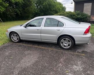 2009 VOLVO S60 CAR