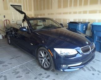 BMW 328i Convertible
2012
63,073 miles