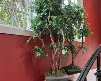 FAUX AND REAL POTTED PLANTS