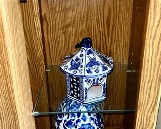 Vintage blue & white collectibles