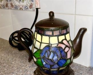 Sweet little teapot light