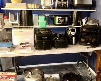 Nice selection of small kitchen appliances, Tupperware, etc. (some  SOLD)