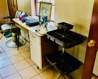 Salon equipment, salon cart
