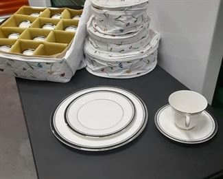 "Sarabande" fine bone china 
