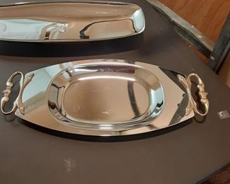 Kromex chrome tray with brass handles
Milbern, walnut & chrome presentation tray