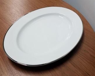 Large oval platter 