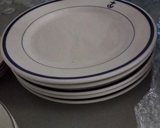 "US Navy Mess" by Homer Laughlin, navy blue rim & anchor design, 5 dinner plates