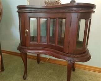 Kidney shaped mahogany chocolate table/cabinet