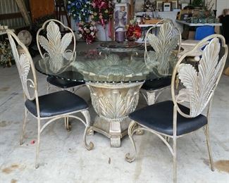 Elegant dining set