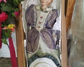 A closer look at the large doll