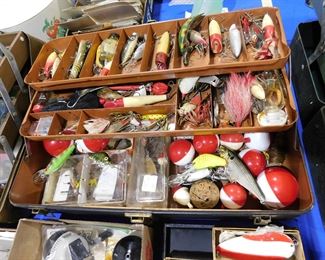 Vintage fishing tackle box