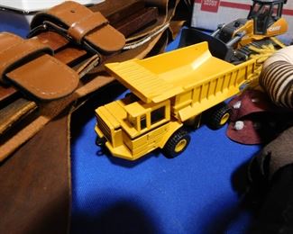 ERTL dump truck