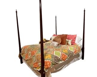 $800 USD    Tradition Pencil Four Poster Queen Wood Bed TM193-20    Walking into the bedroom that is occupied by this bed immediately displays your love of the traditional aesthetic. Stately from every angle, sophisticated design elements blend to create this beautiful collection. 

Dimensions: 84 x 62 x 85"H

Condition:  Very good condition

Local pick up Sterling, VA.  Contact us for shipper suggestions.     https://goodbyhello.com/products/four-poster-bed-tm193-20?_pos=9&_sid=5dca53abe&_ss=r