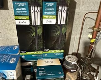 GARDEN LIGHTS - NEW IN BOX