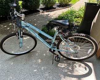 Women’s Columbia bike