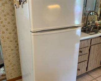 Kenmore Refrigerator 