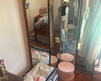 AMAZING 4 panel mid century mirror with atomic fasteners. 