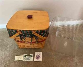 Longaberger Holiday Hostess Evergreen Basket with liner