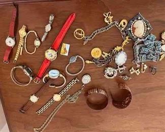 Mens And Womens Jewelry