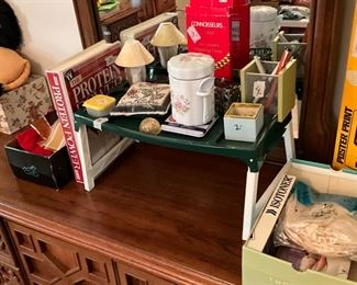 Miscellaneous in bedroom 