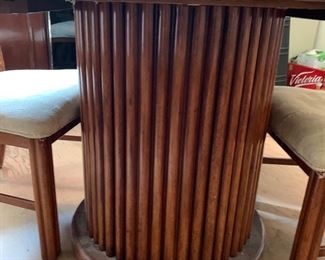 base detail of table