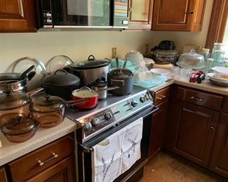 kitchen, Corning Visions, small appliances, dish sets