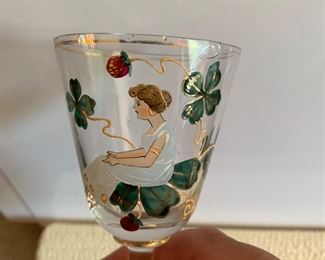 single painted glass