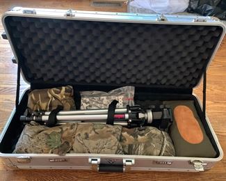 Bogen tripod in case