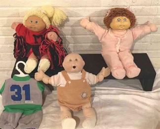 3 Cabbage Patch Kids Dolls An Outfit