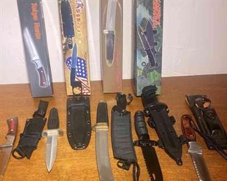 5 Vintage Collectible Knives.