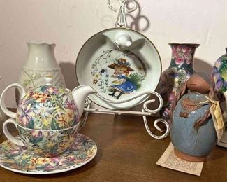 Belleek Of Ireland 8 And 5 Vases, K McCall 8 Vase, Val Knight Of Montana 7 Sculpture, Porcelain Limoges
