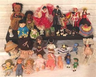 Dolls From Around The World Instant Collection