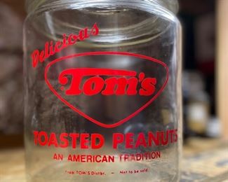 Vintage Tom’s Toasted Peanuts Glass Jar Clear Lid Red Handle Counter Display