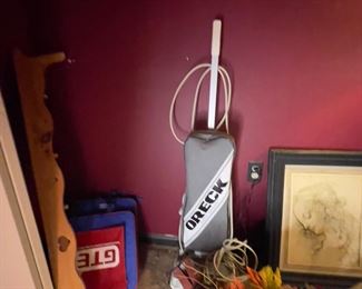 Oreck Bagged Electric Upright Vacuum