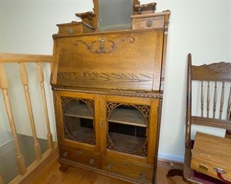 Antique Victorian solid oak ladies desk cabinet
