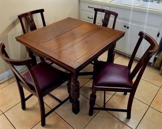 1930's cute breakfast table and 4 matching chairs