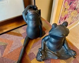 Yoga frogs