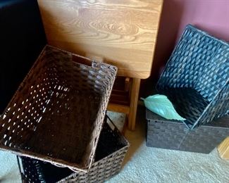 TV tray set of 4 with stand and baskets