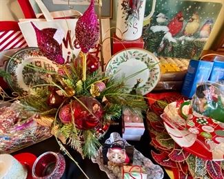 Centerpiece reds and purples with beautiful container