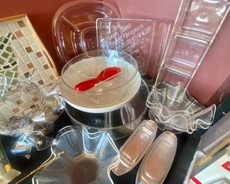 Acrylic serveware