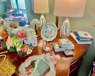 Decorative accessories