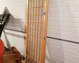 Folding screen