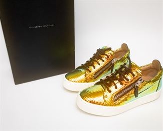 Size 8 Giuseppe Zanotti Flik Gold