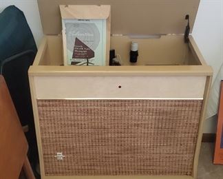 Vintage stereo  sears  FM-AM PHONOGRAPH  radio .Working 