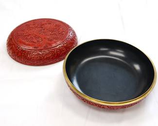 Detail of the large Chinese carved cinnabar round covered box