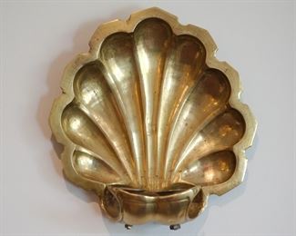 Heavy vintage shell form double candle sconce