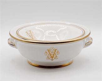 Replica two part porcelain fruit bowl from the Biltmore Estate Collection by Great City Traders