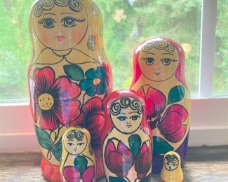 Russian Matryoshka Nesting Dolls