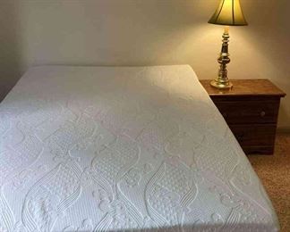 Serta, FullSize Matress, Wooden Nightstand With Metal Lamp