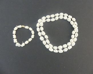 Vintage Lady's Intracately Woven Genuine Freshwater Pearl Necklace & Bracelet Set